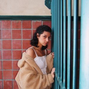 Meet your Posher, Kenzi